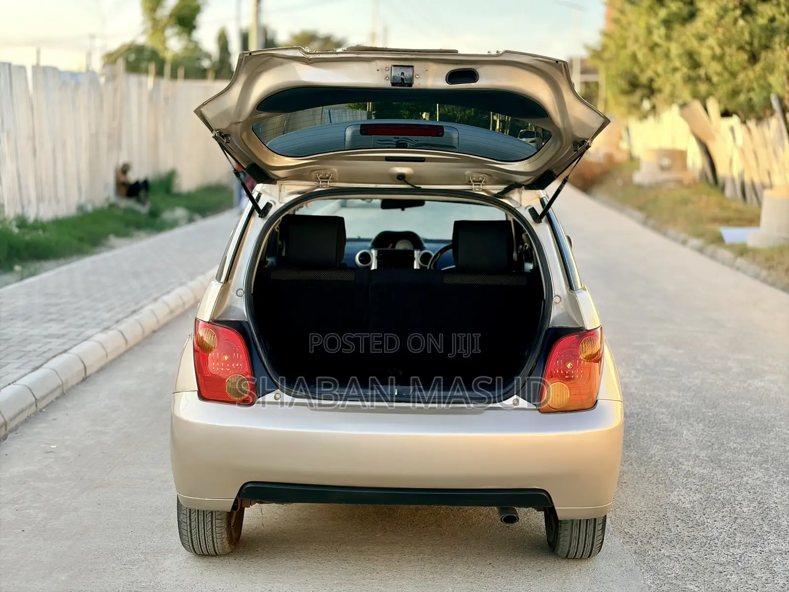 Toyota IST 2004 Gold