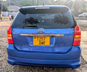 Toyota Wish 2005 Blue