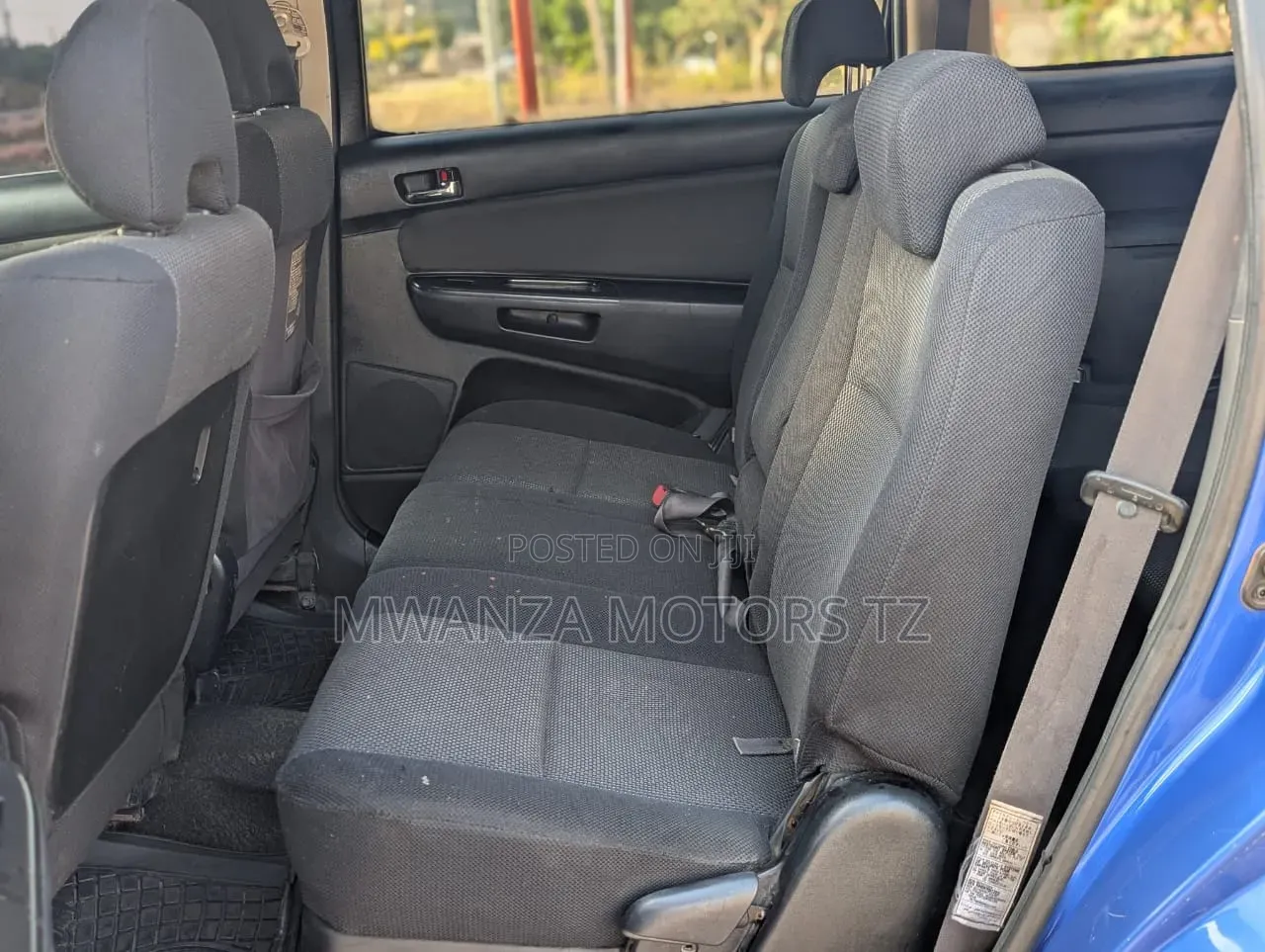 Toyota Wish 2005 Blue