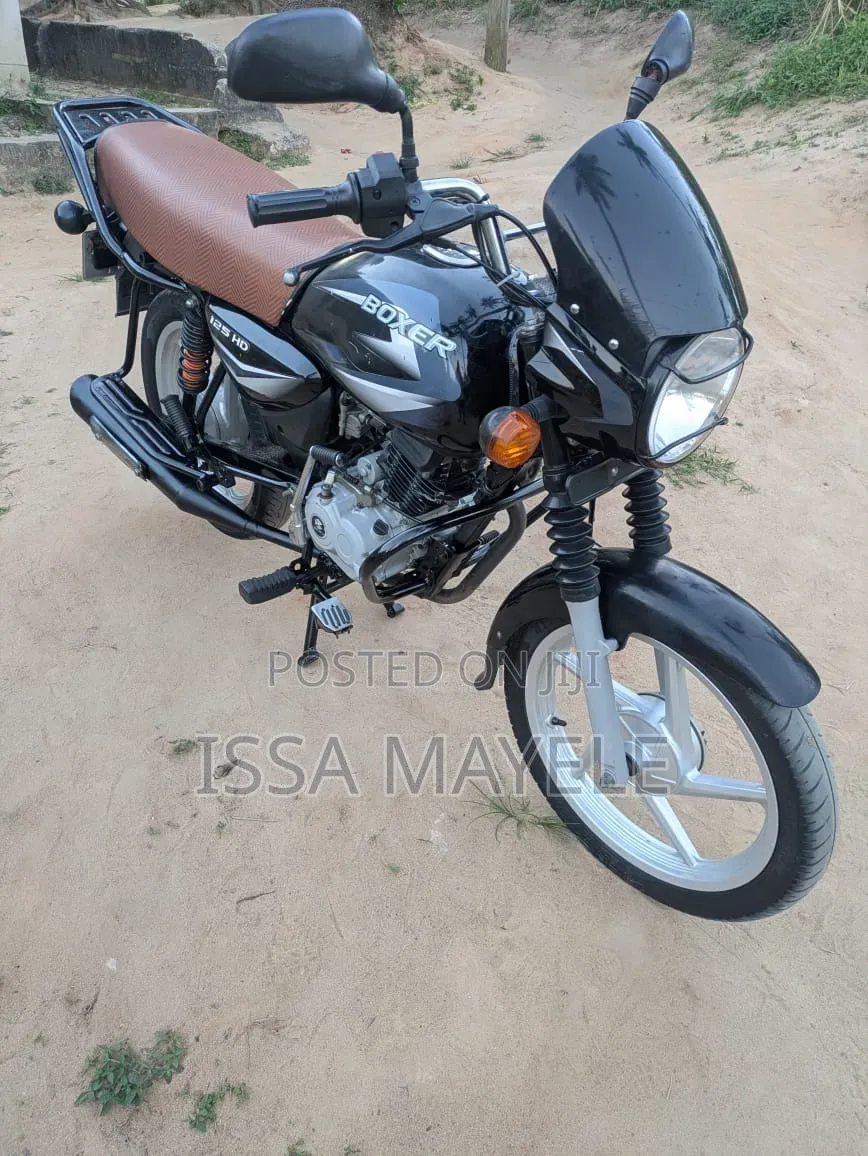 Bajaj Boxer 125 2025 Black