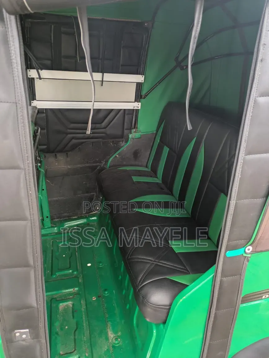 TVS King Deluxe Plus iTouch Start 2025 Green