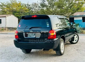 Toyota Kluger 2005 Black