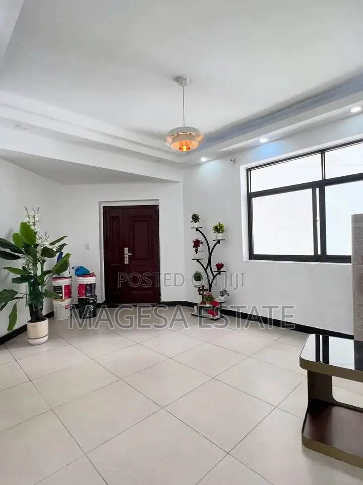 4bdrm Apartment in Mikochen, Mikocheni for rent