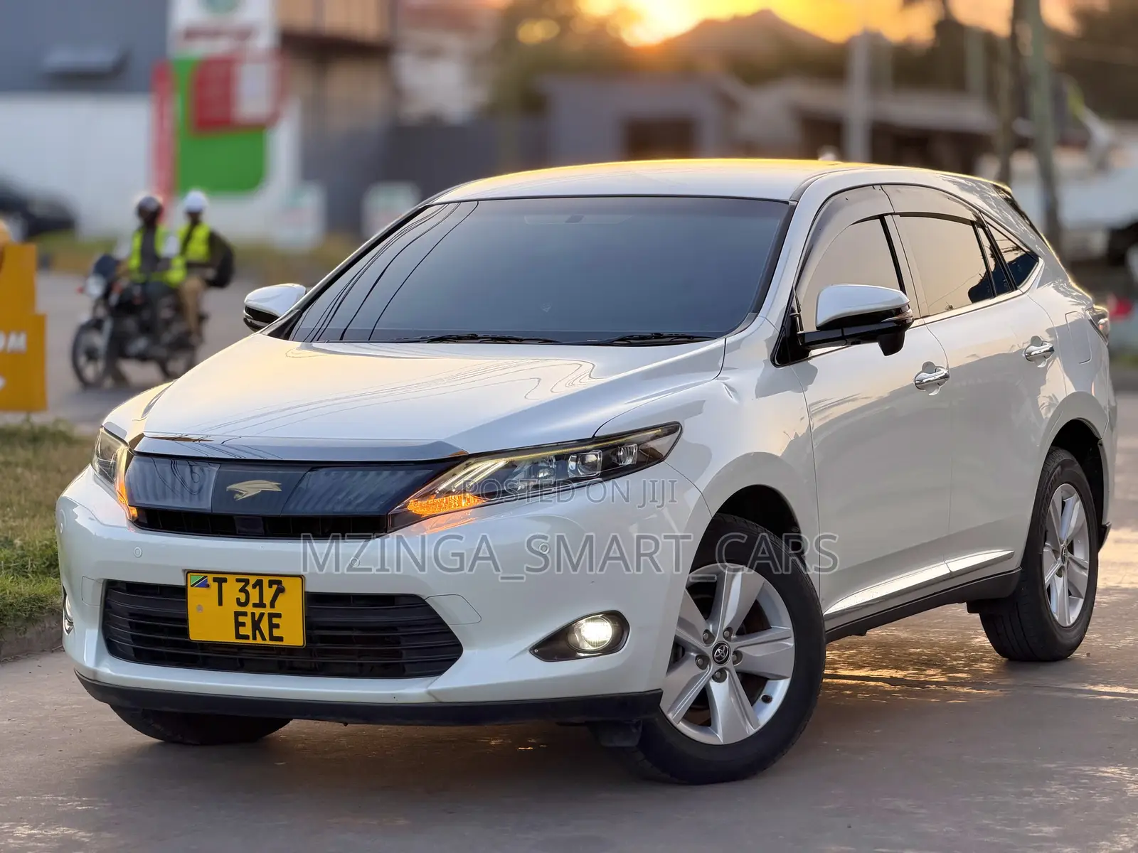 Toyota Harrier 2015 White