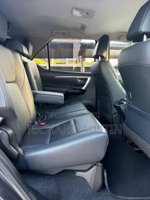 Toyota Fortuner 2021 Gray