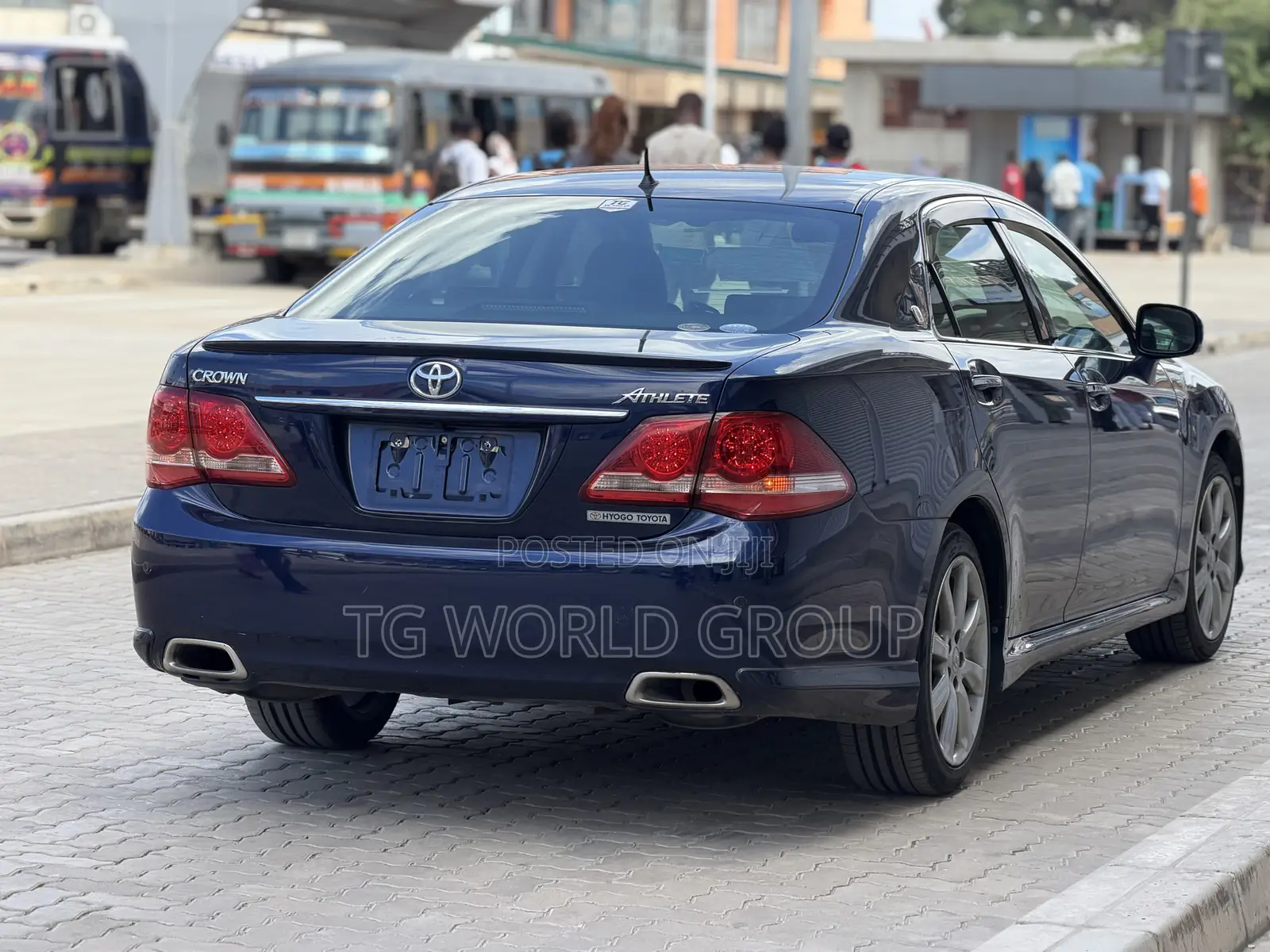 Toyota Crown 2009 Blue