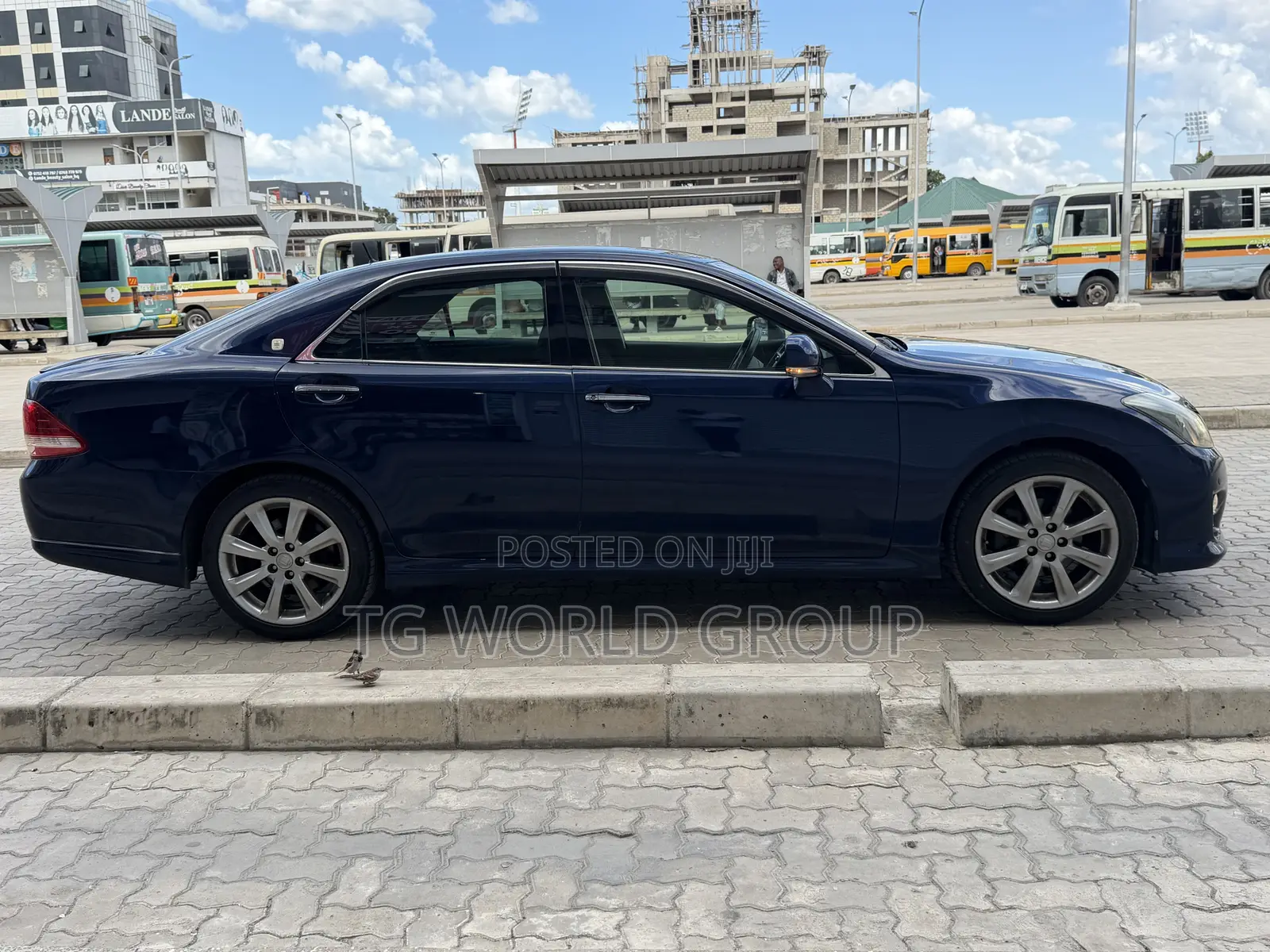 Toyota Crown 2009 Blue