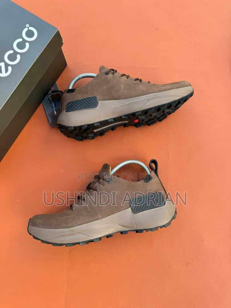 Ecco Sneakers–OriginalBrand: Ecco