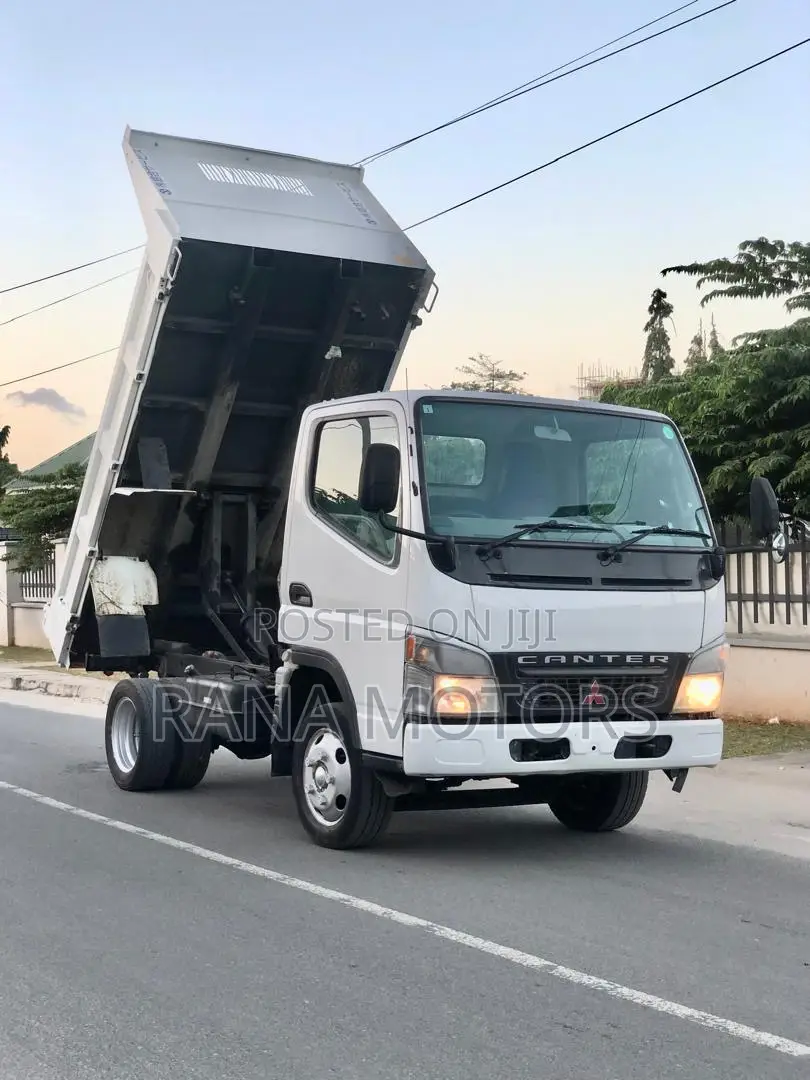Mitsubishi Canter Tipper
