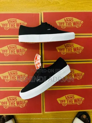 Vans Og SneakersPrice: TSH 70,000/=