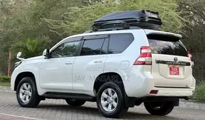 Toyota Land Cruiser Prado 2016 White