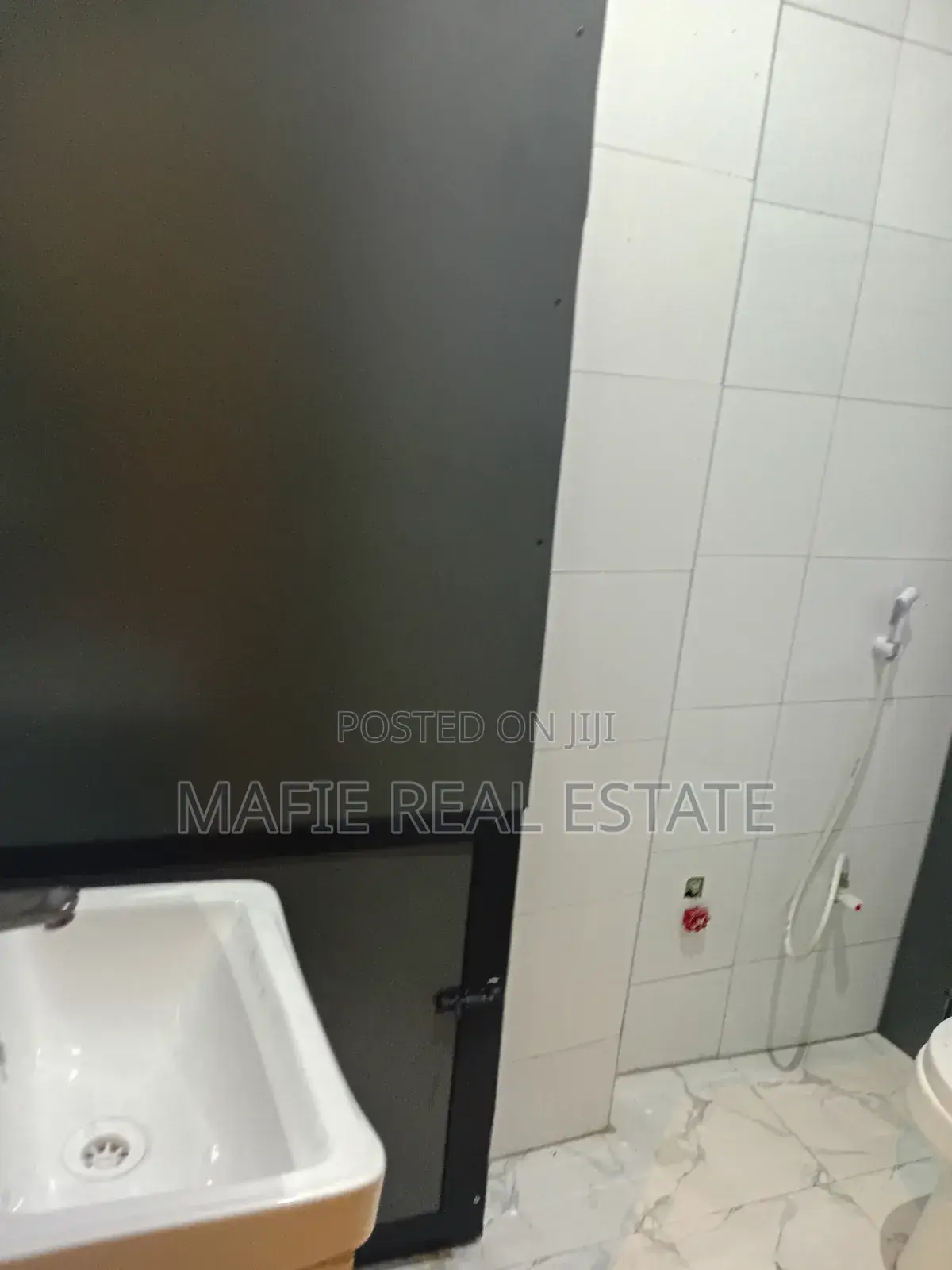 3bdrm Apartment in Mafie Estate, Magomeni for rent