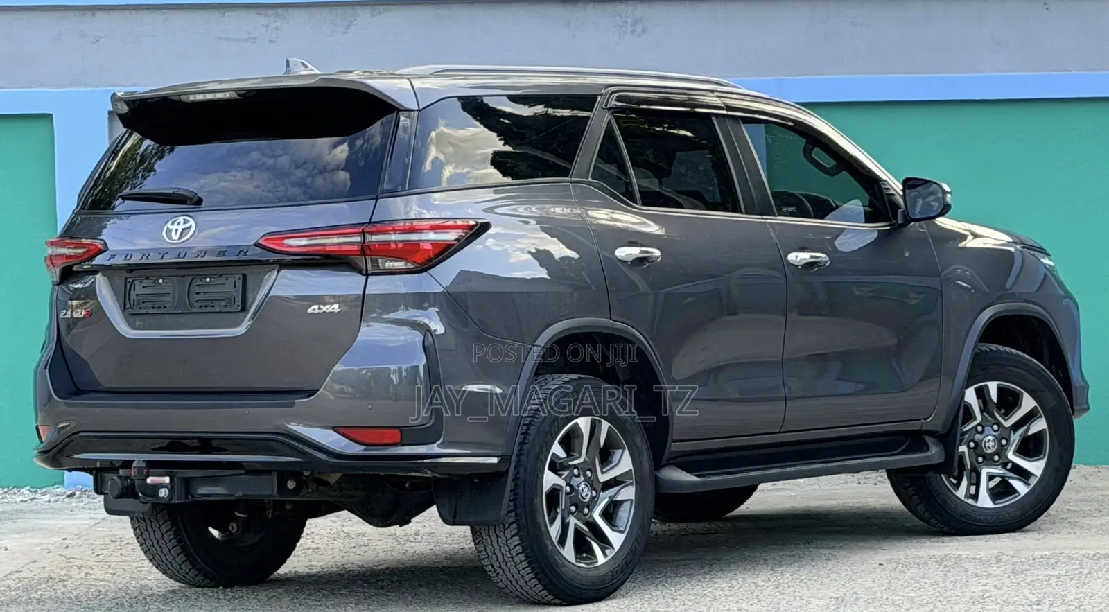 Toyota Fortuner 2024 Gray
