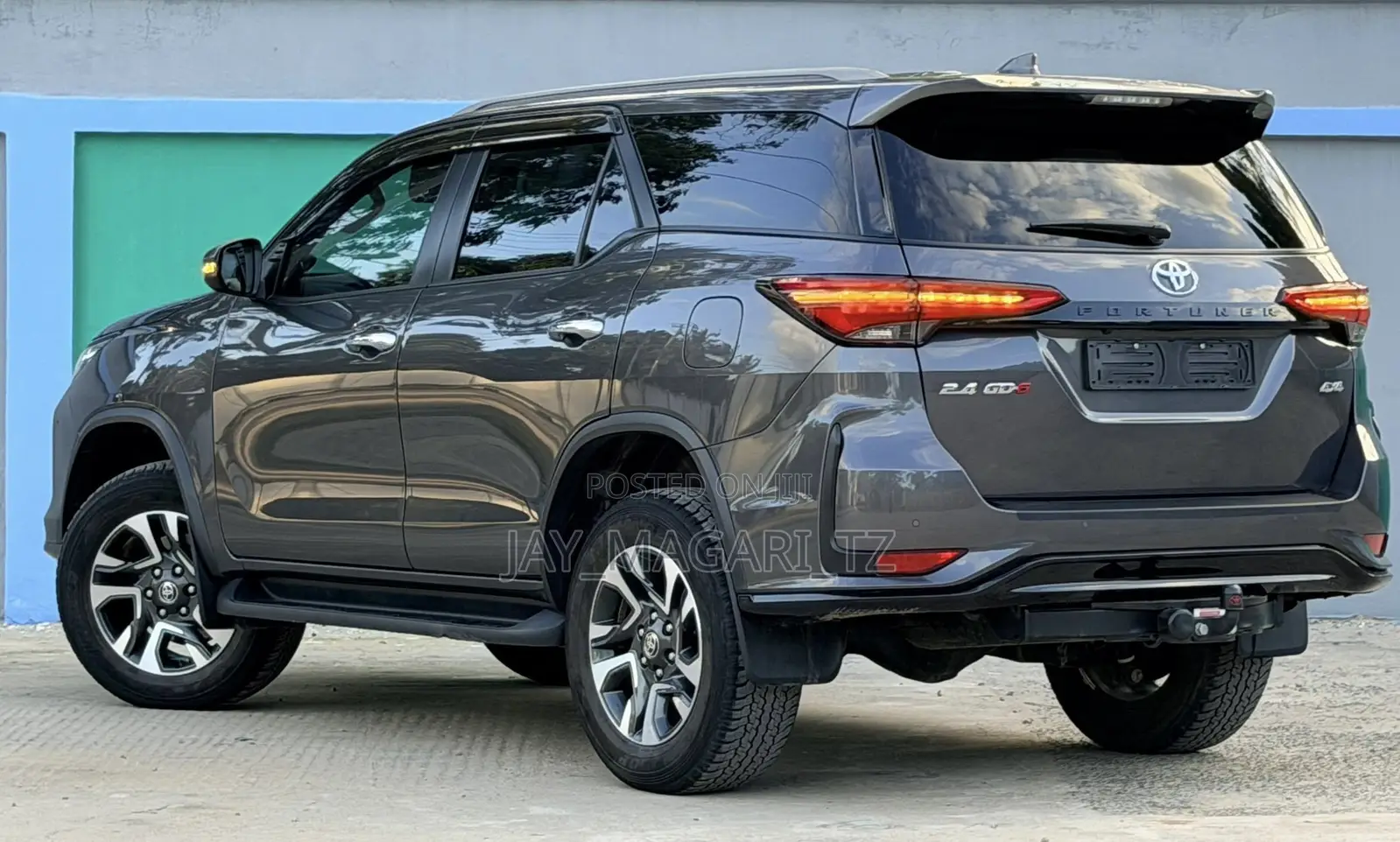 Toyota Fortuner 2024 Gray