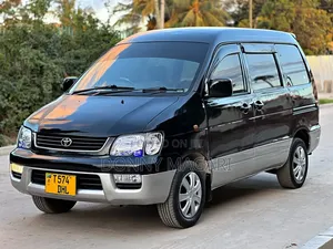 Toyota Noah 2003 Black