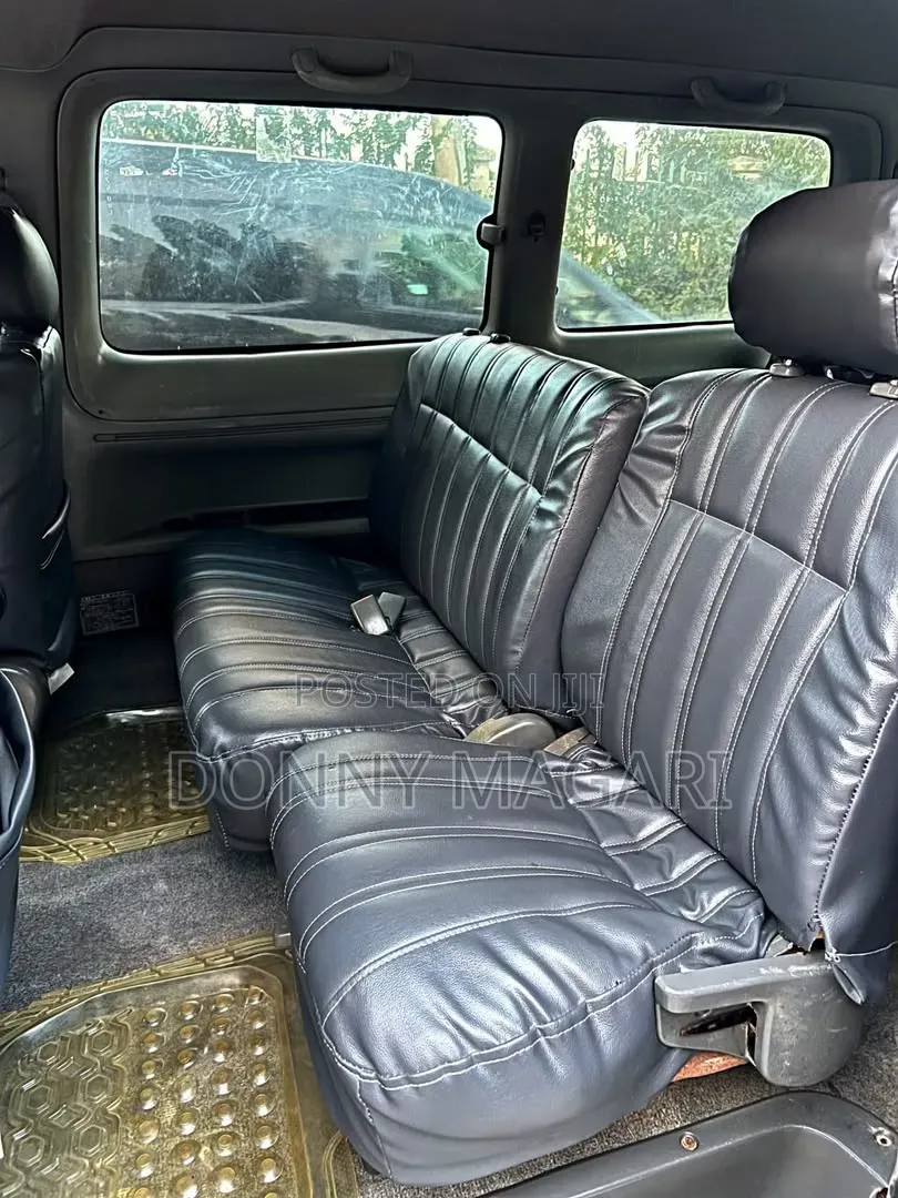 Toyota Noah 2003 Black