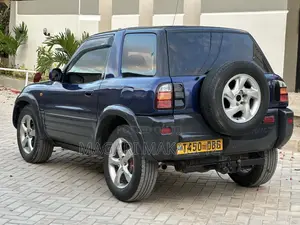 Toyota RAV4 Base 4x4 1999 Blue