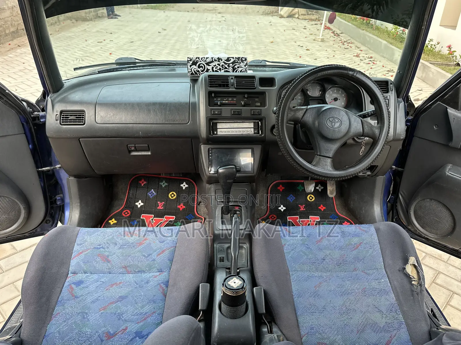 Toyota RAV4 Base 4x4 1999 Blue