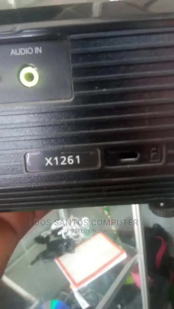 Accer HD Projector