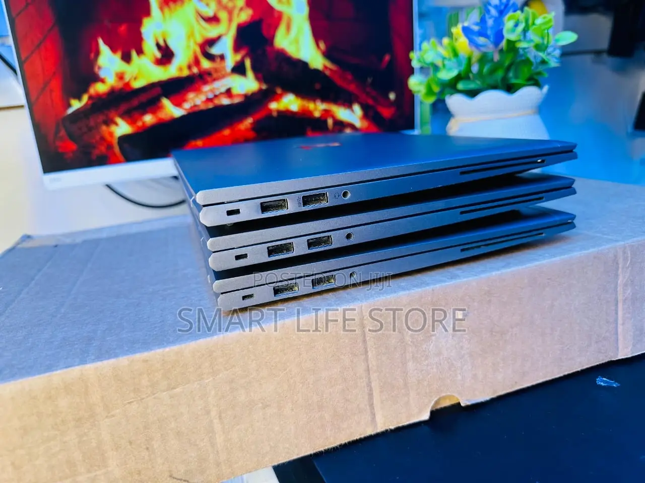 New Laptop HP ZBook Firefly G8 16GB Intel Core i5 SSD 512GB