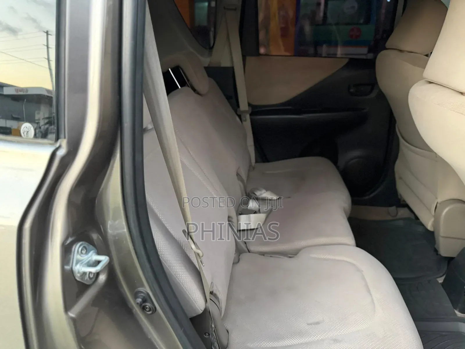 Toyota Ractis 2008 Gray