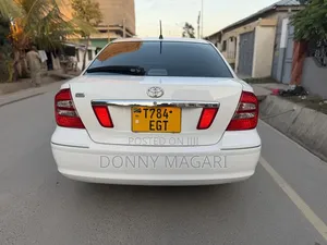 Toyota Premio 2004 White