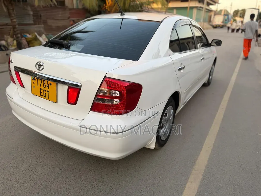 Toyota Premio 2004 White