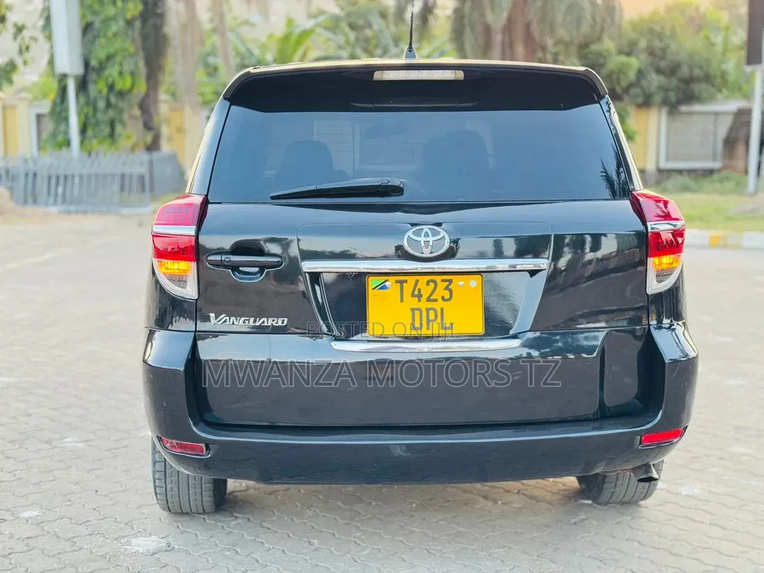 Toyota Vanguard 2007 Black