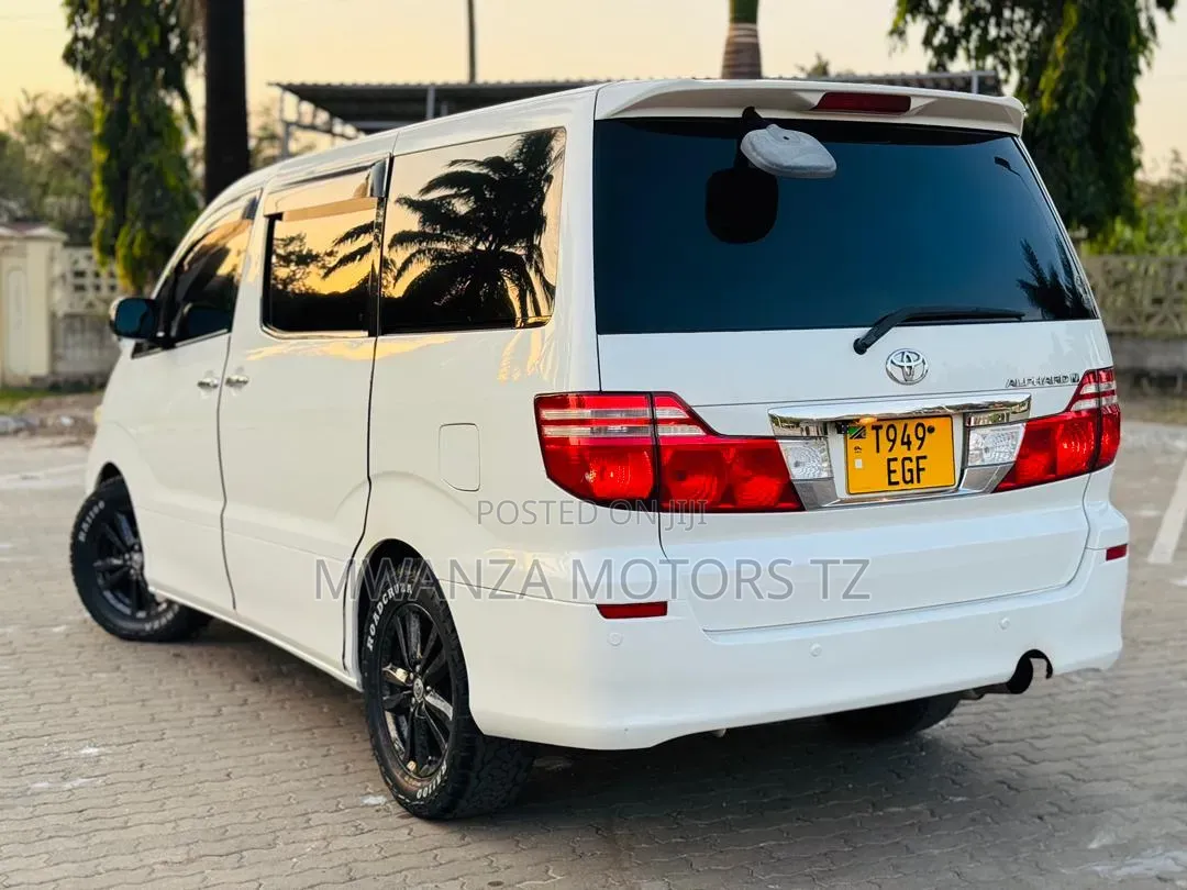 Toyota Alphard 2006 White