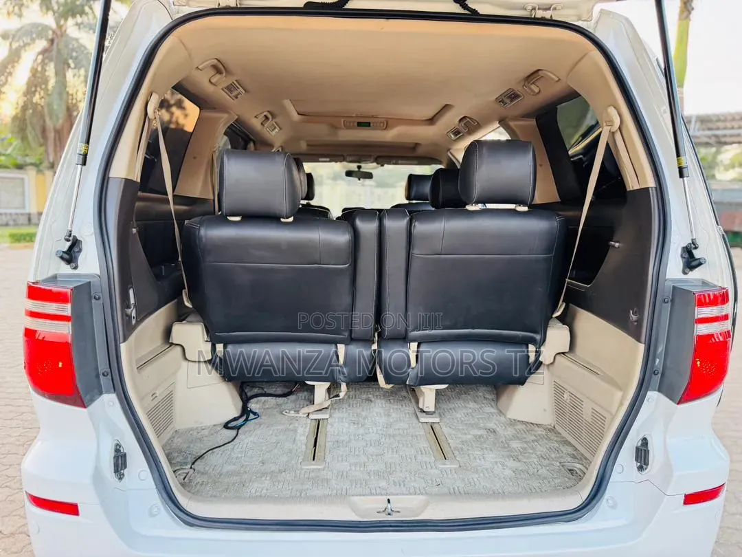 Toyota Alphard 2006 White