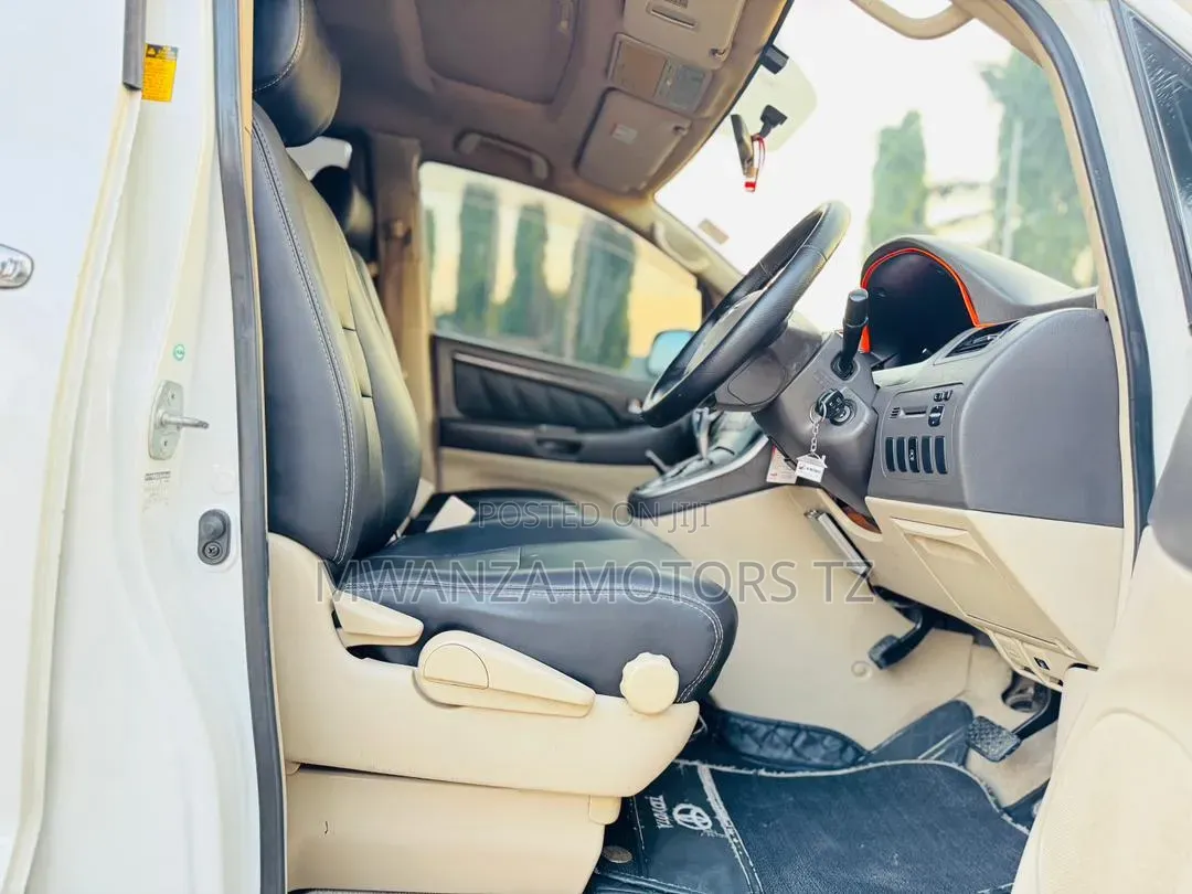 Toyota Alphard 2006 White