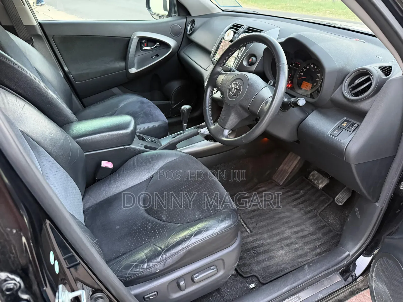 Toyota Vanguard 2009 Black