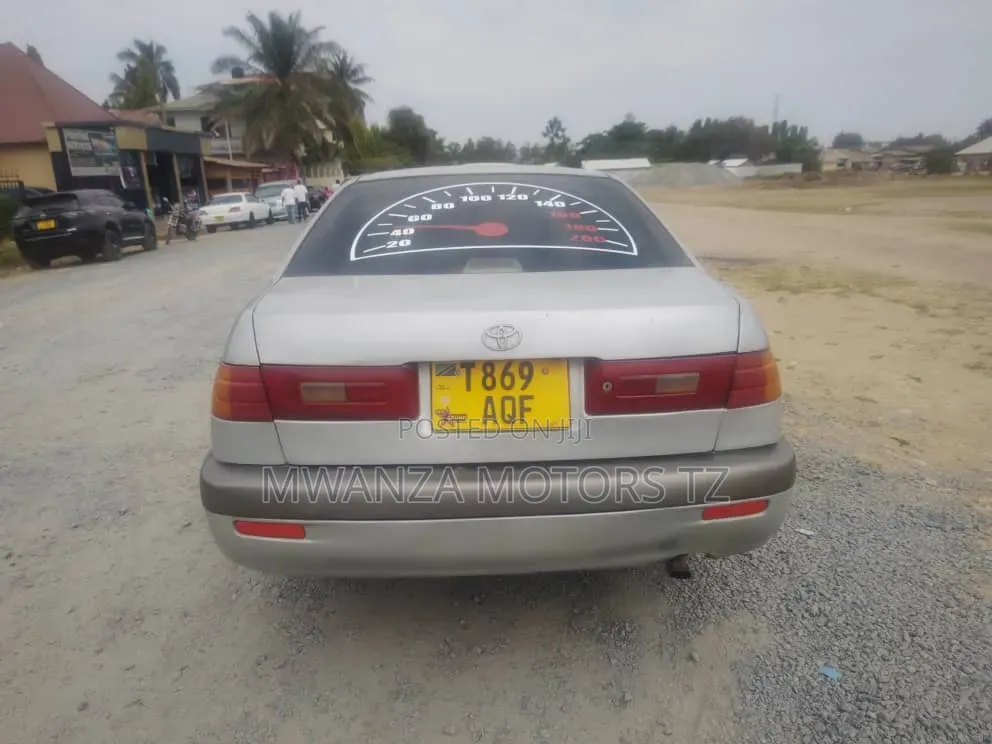 Toyota Corona Premio 1998 Silver
