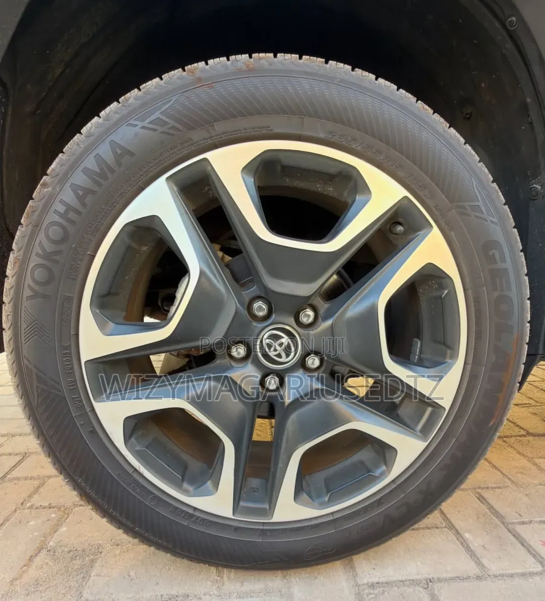 Toyota RAV4 2019 Brown
