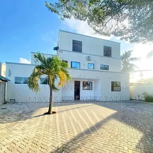 4bdrm Villa in Mikocheni for rent