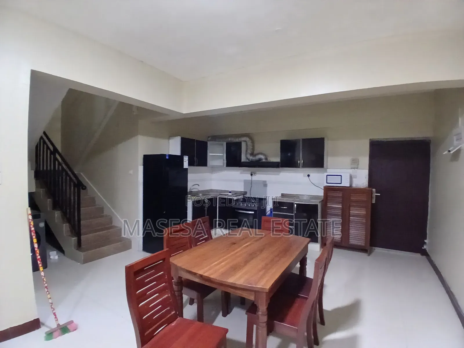 Furnished 3bdrm Duplex in Upanga West for rent