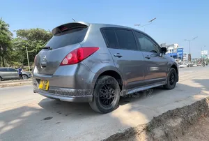 Nissan Tiida 2007 Gray