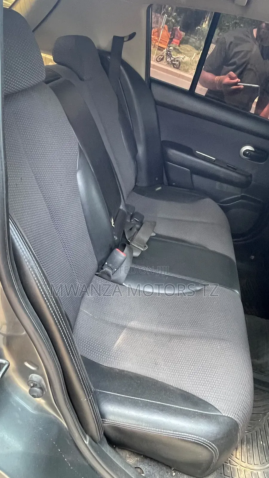 Nissan Tiida 2007 Gray
