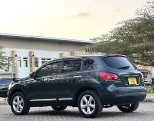 Nissan Dualis 2011 Gray