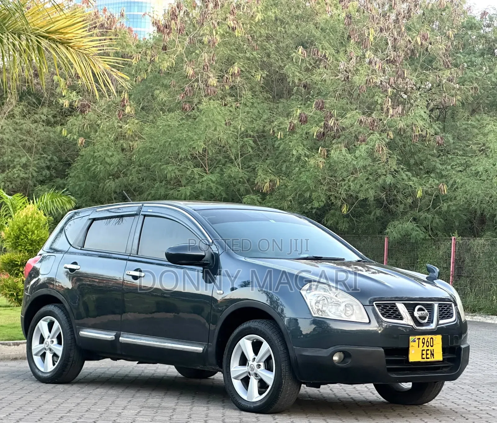 Nissan Dualis 2011 Gray