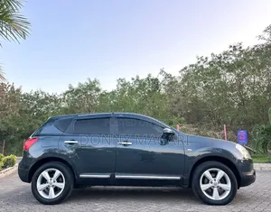 Nissan Dualis 2011 Gray