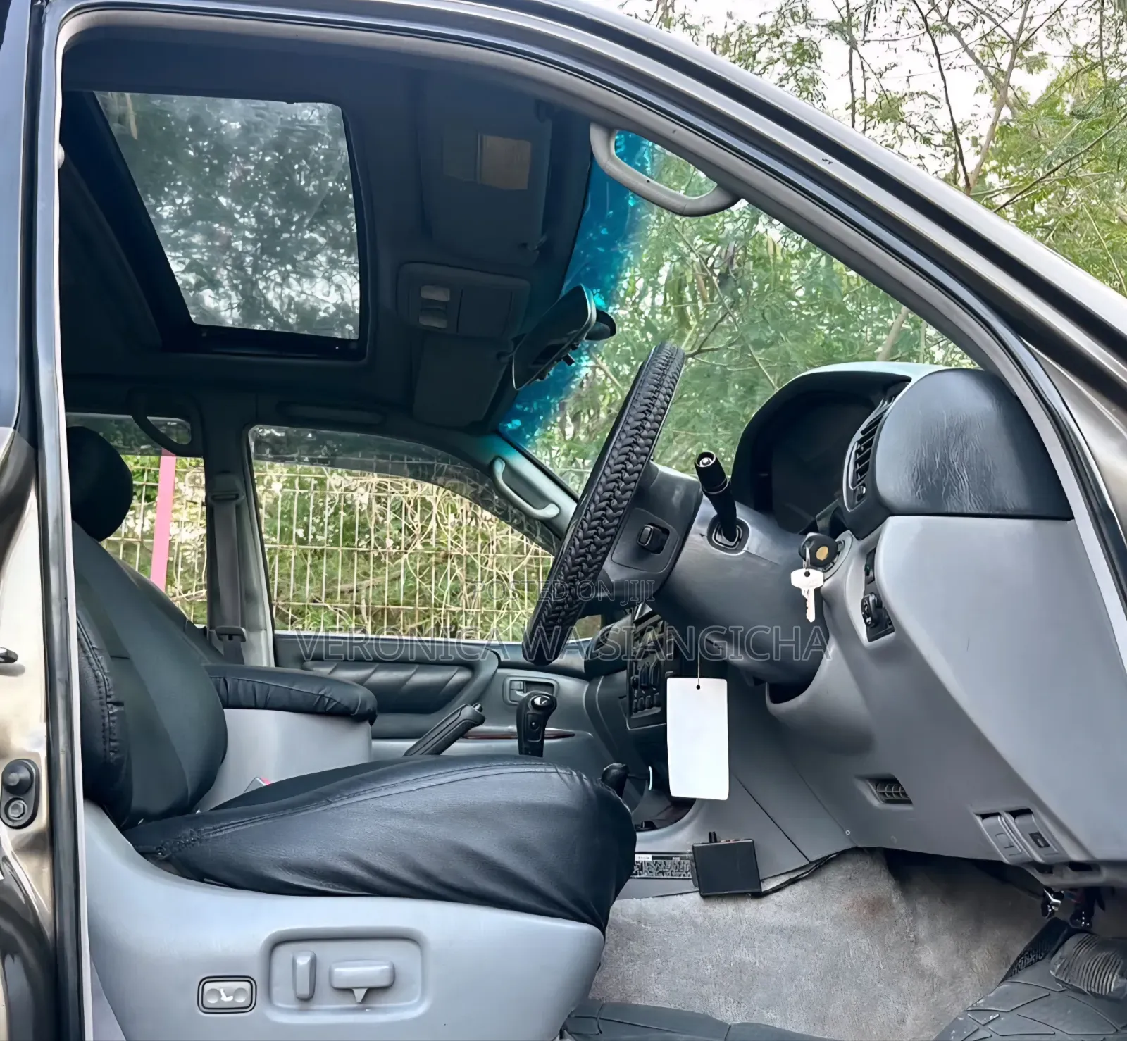 Toyota Land Cruiser Prado 2001 Gray