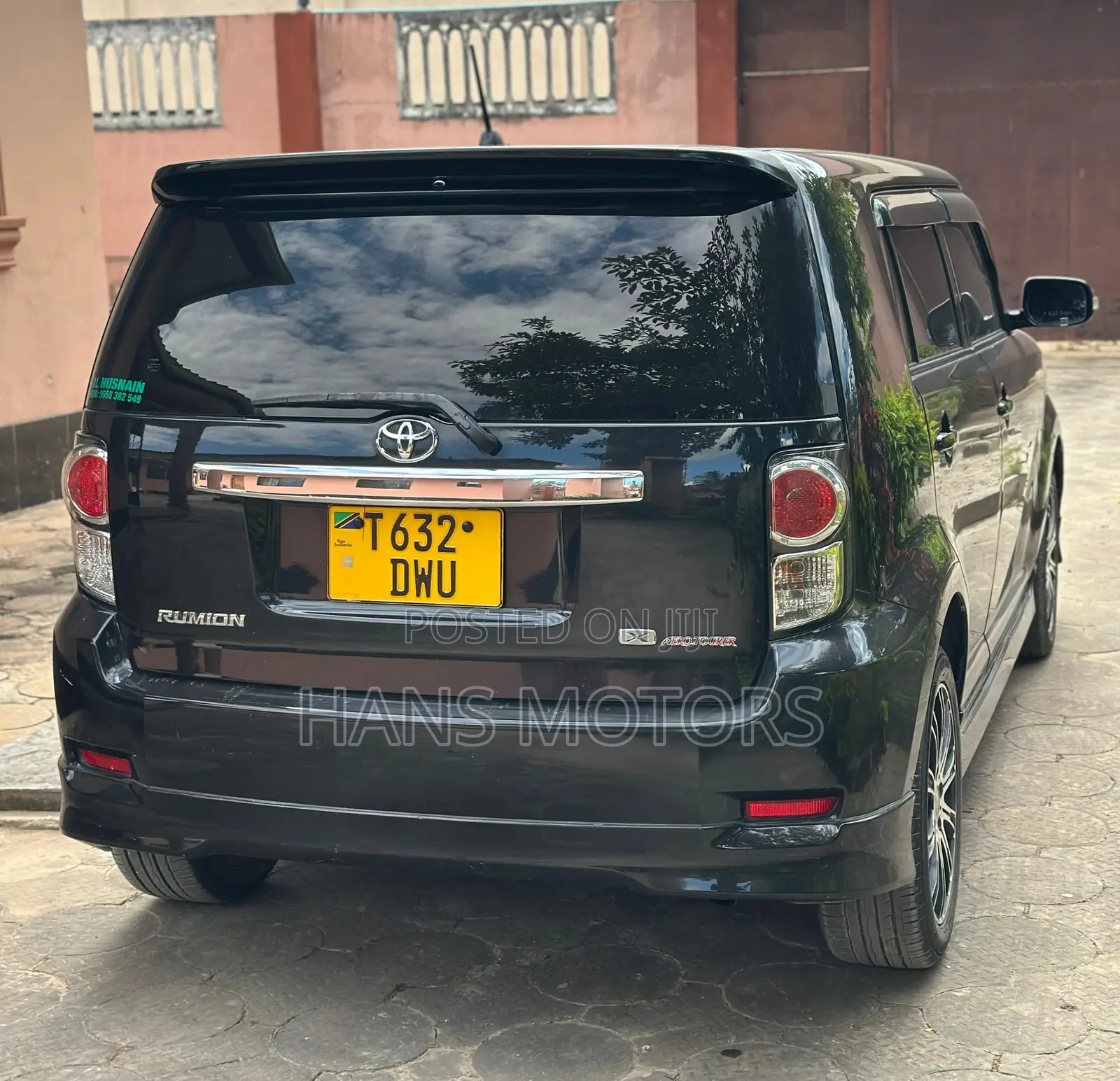 Toyota Corolla Rumion 2011 Black