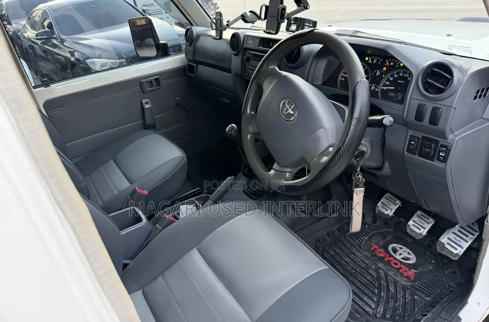 Toyota Land Cruiser 79 Series 2010 White