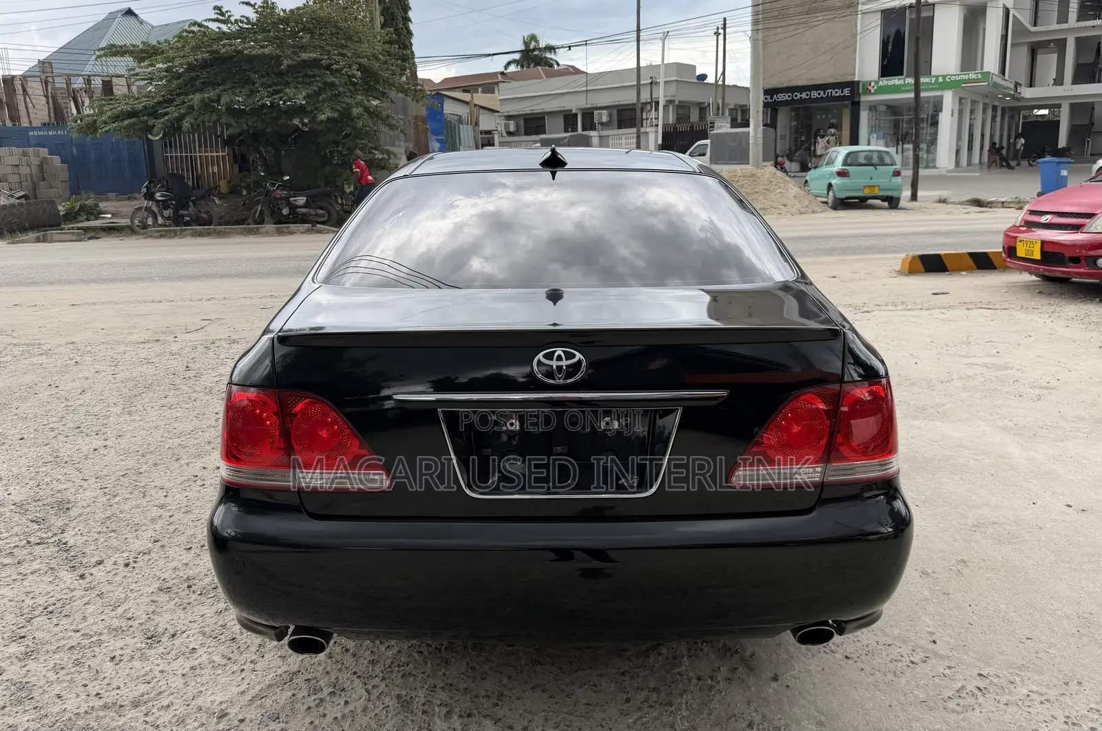Toyota Crown 2004 Black