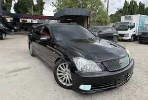 Toyota Crown 2004 Black