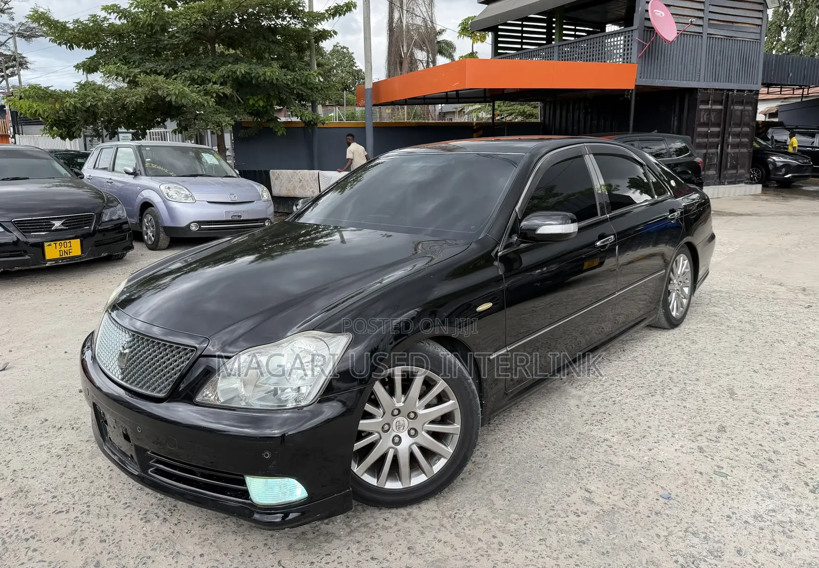 Toyota Crown 2004 Black