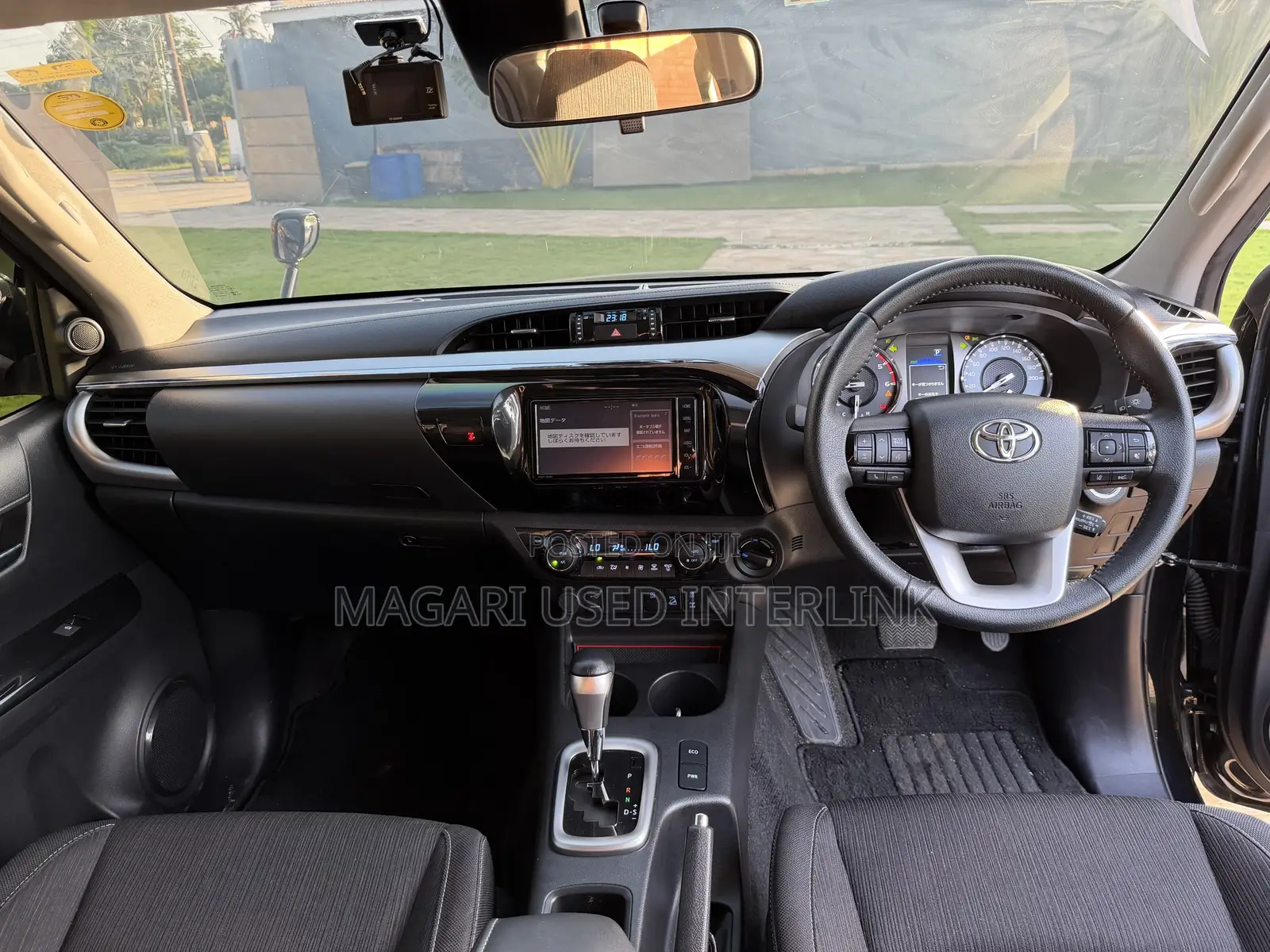 Toyota Hilux 2021 Black