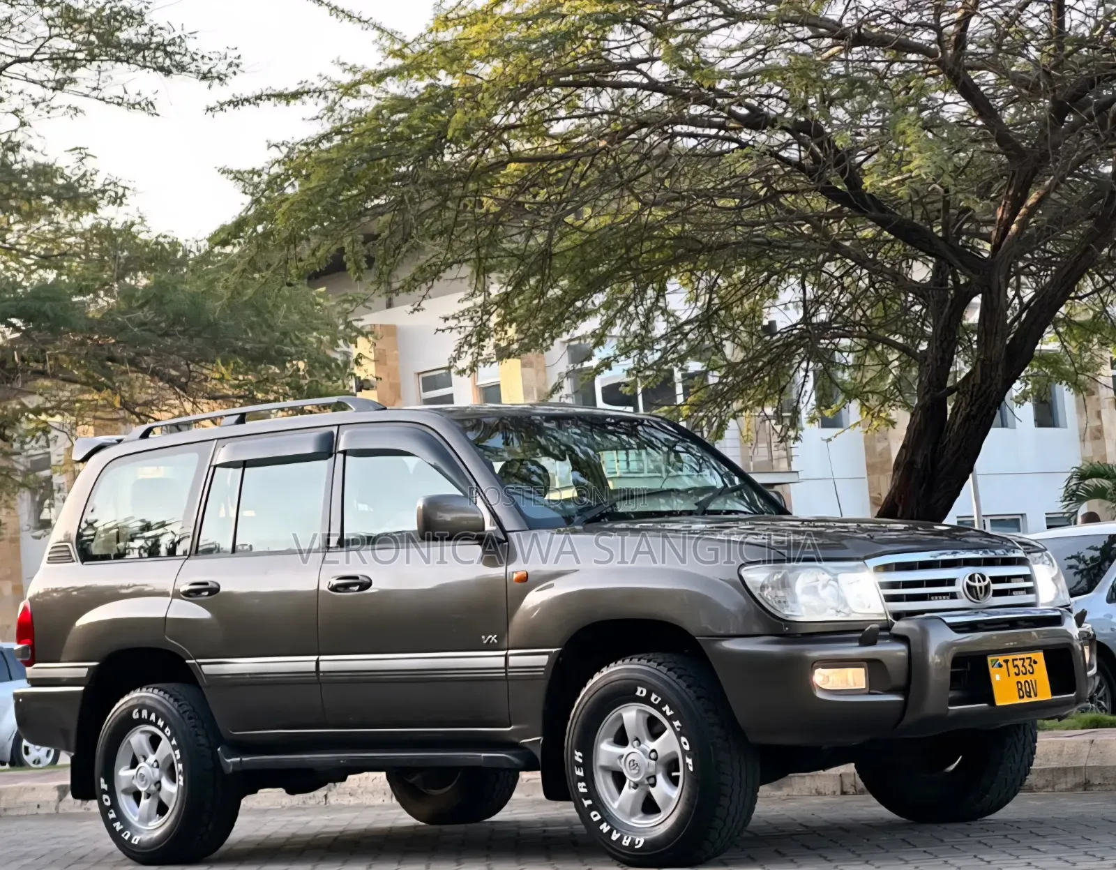 Toyota Land Cruiser Prado 2001 Gray
