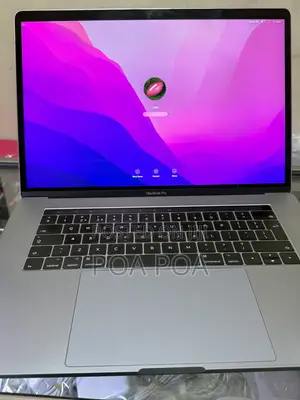 Laptop Apple MacBook Pro 2017 16GB Intel Core i7 SSD 512GB